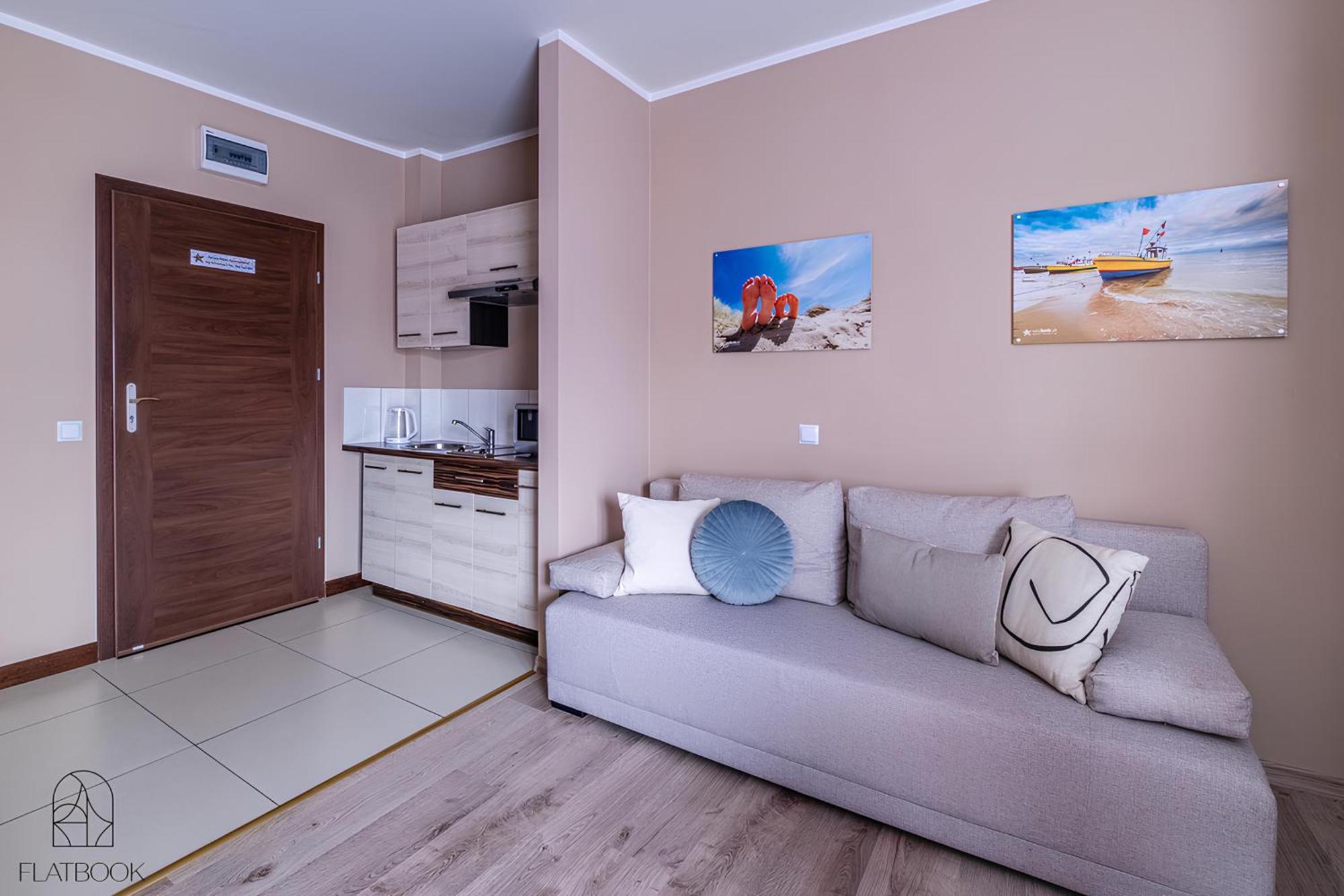 Sztutowo Lazurowy Dwor - Apartamenty Oraz Pokoje Z Basenem I Parkingiem Extérieur photo