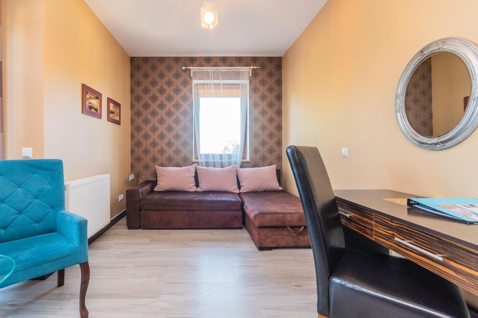 Sztutowo Lazurowy Dwor - Apartamenty Oraz Pokoje Z Basenem I Parkingiem Extérieur photo