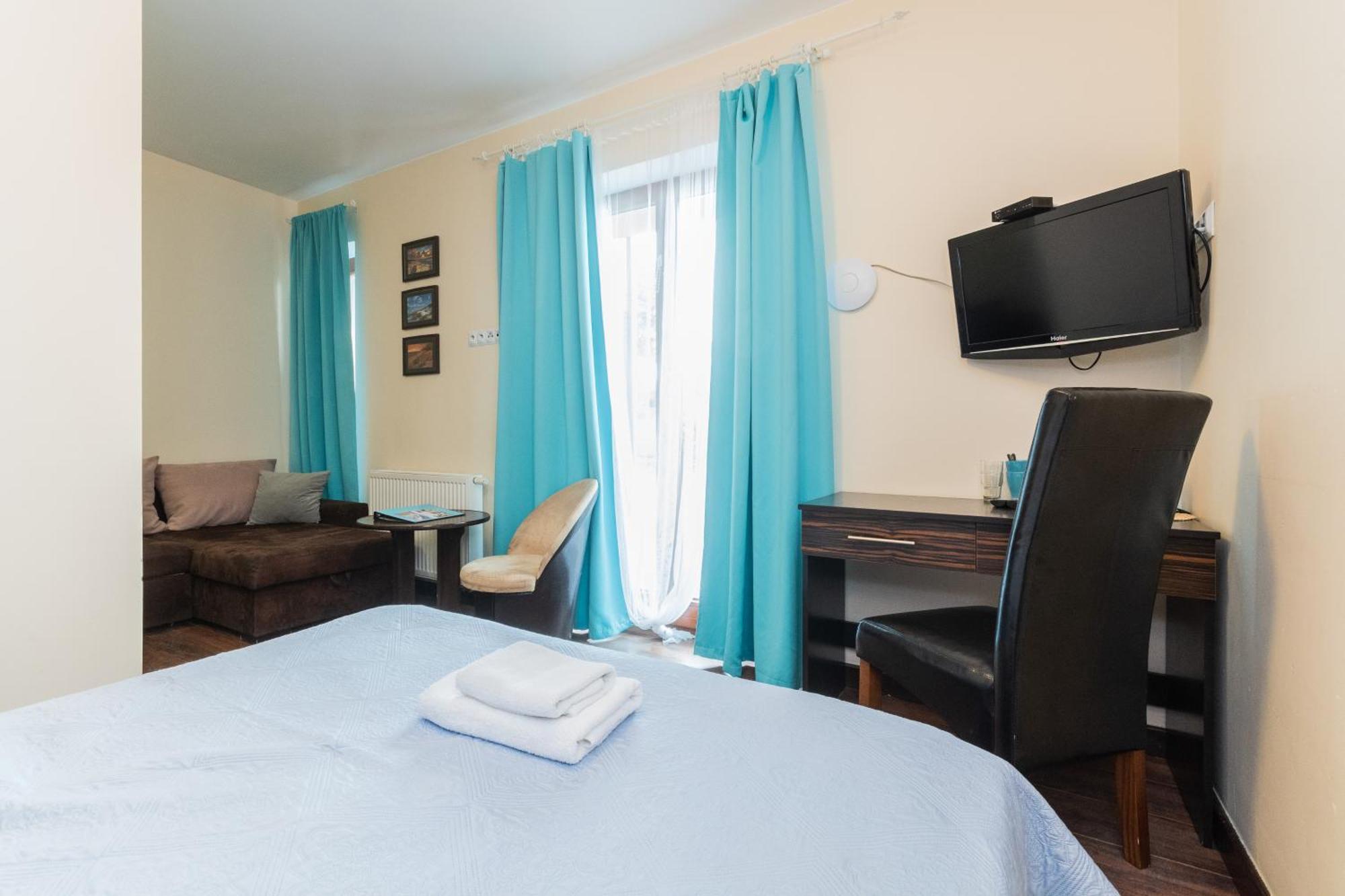 Sztutowo Lazurowy Dwor - Apartamenty Oraz Pokoje Z Basenem I Parkingiem Extérieur photo