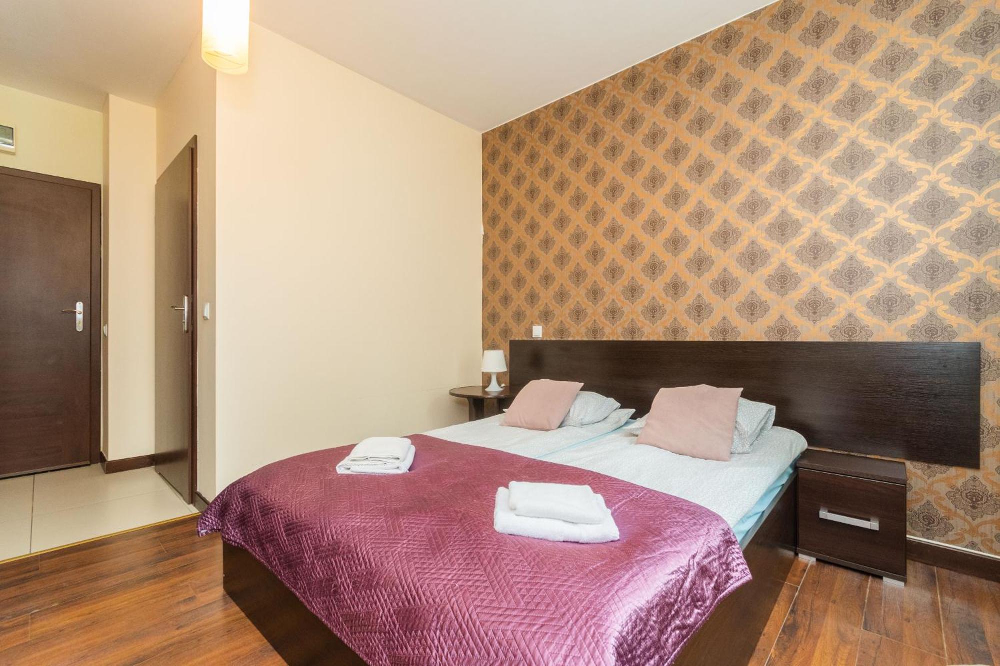 Sztutowo Lazurowy Dwor - Apartamenty Oraz Pokoje Z Basenem I Parkingiem Extérieur photo