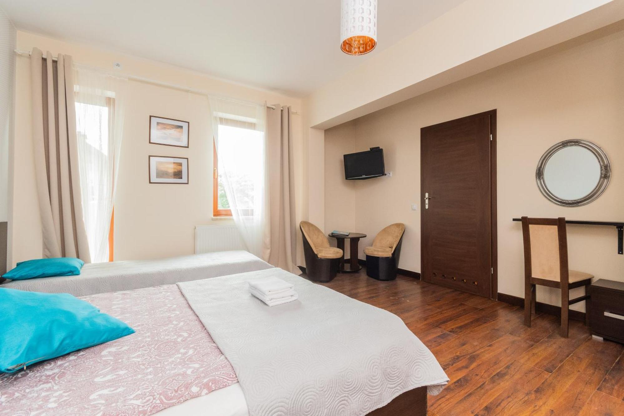 Sztutowo Lazurowy Dwor - Apartamenty Oraz Pokoje Z Basenem I Parkingiem Chambre photo