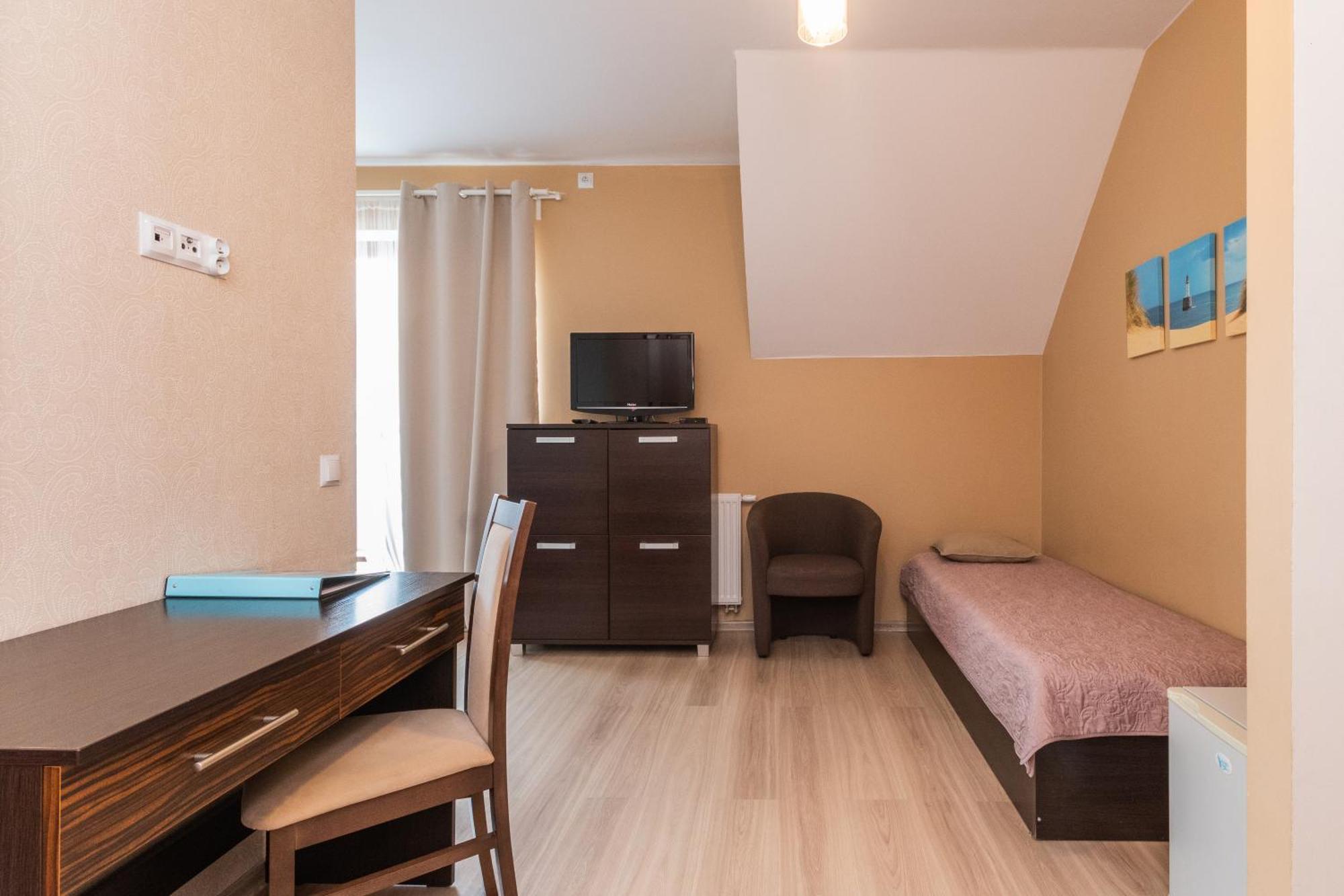 Sztutowo Lazurowy Dwor - Apartamenty Oraz Pokoje Z Basenem I Parkingiem Chambre photo